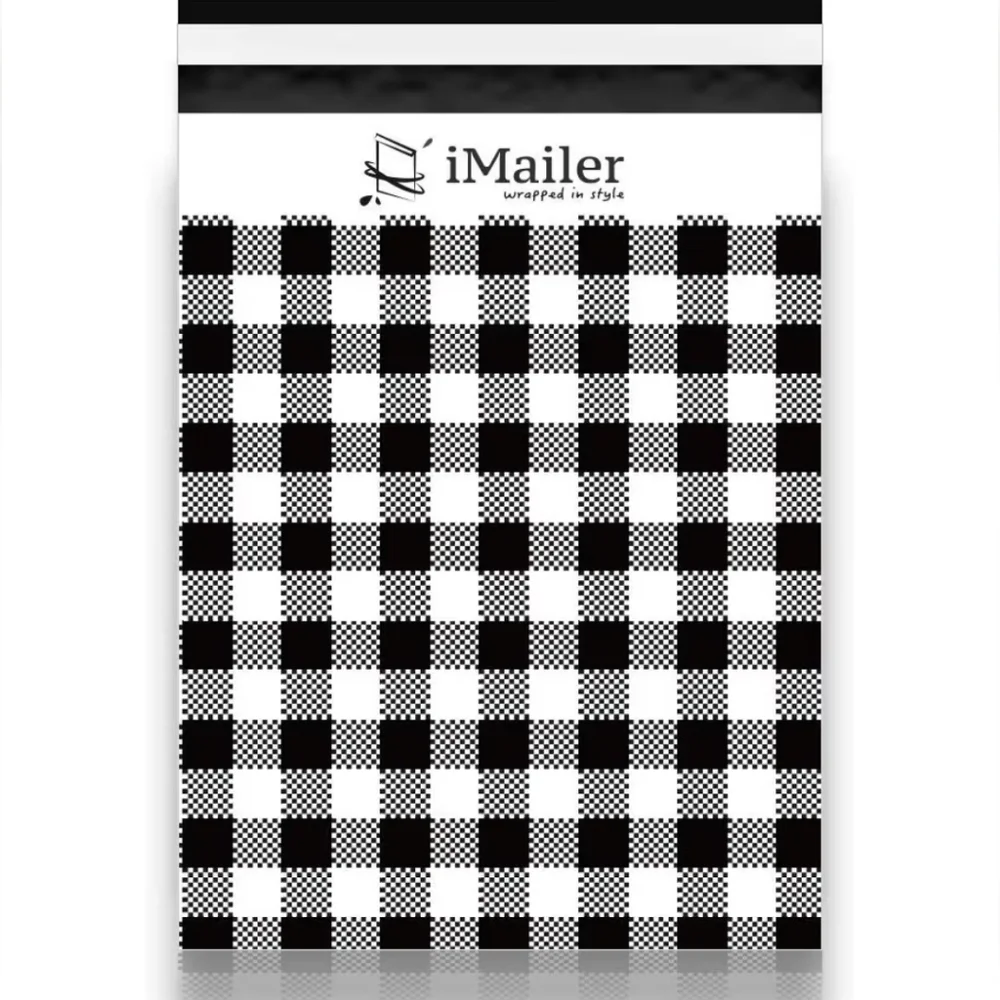 15 ct 14.5x19Black and White Checkered Mailer